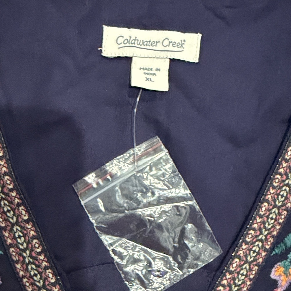 NWT Coldwater Creek Navy Floral Embroidered Boho Blouse/ Mini Dress Chic - Picture 4 of 6